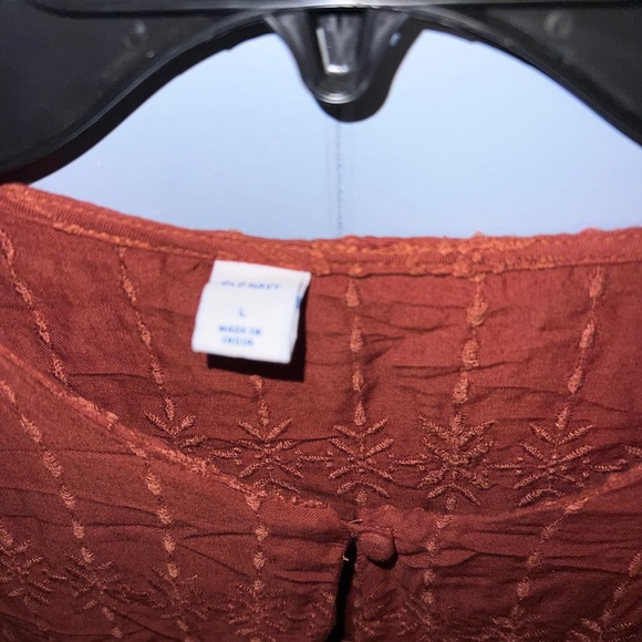 Old Navy Blouse - Picture 2 of 6